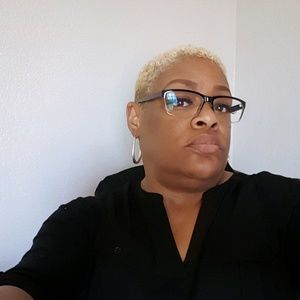 Meet your Posher, Janice